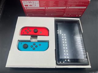 NINTENDO SWITCH HANDHELD AK0625MYS